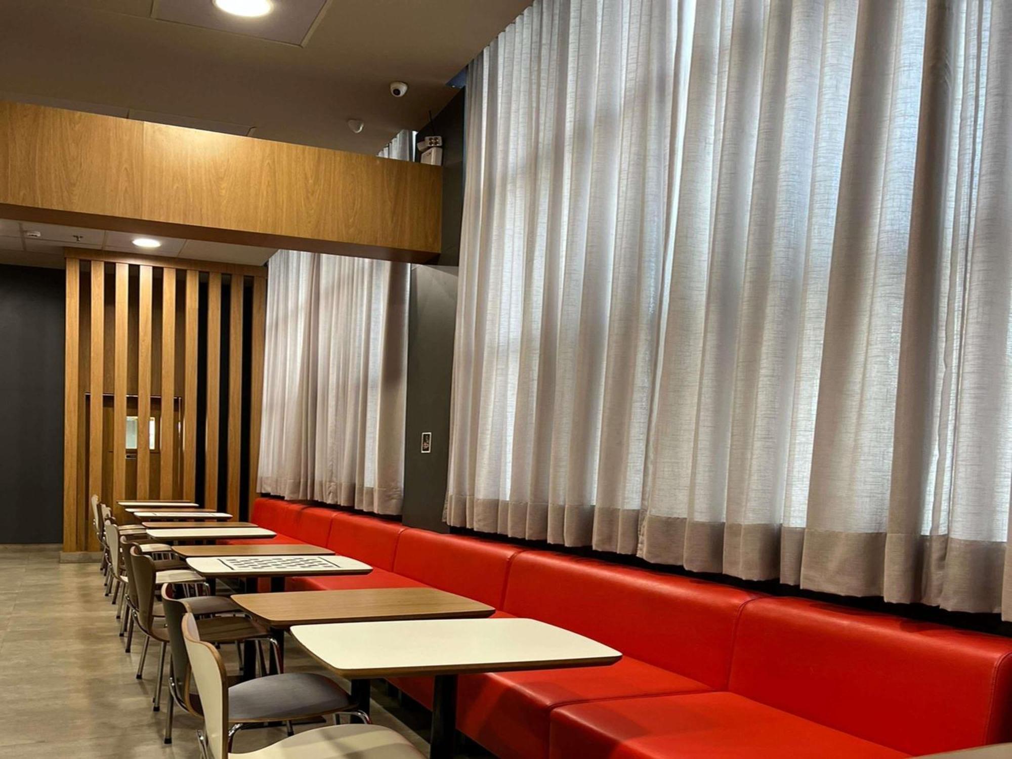 Ibis Catalao Hotel Bagian luar foto