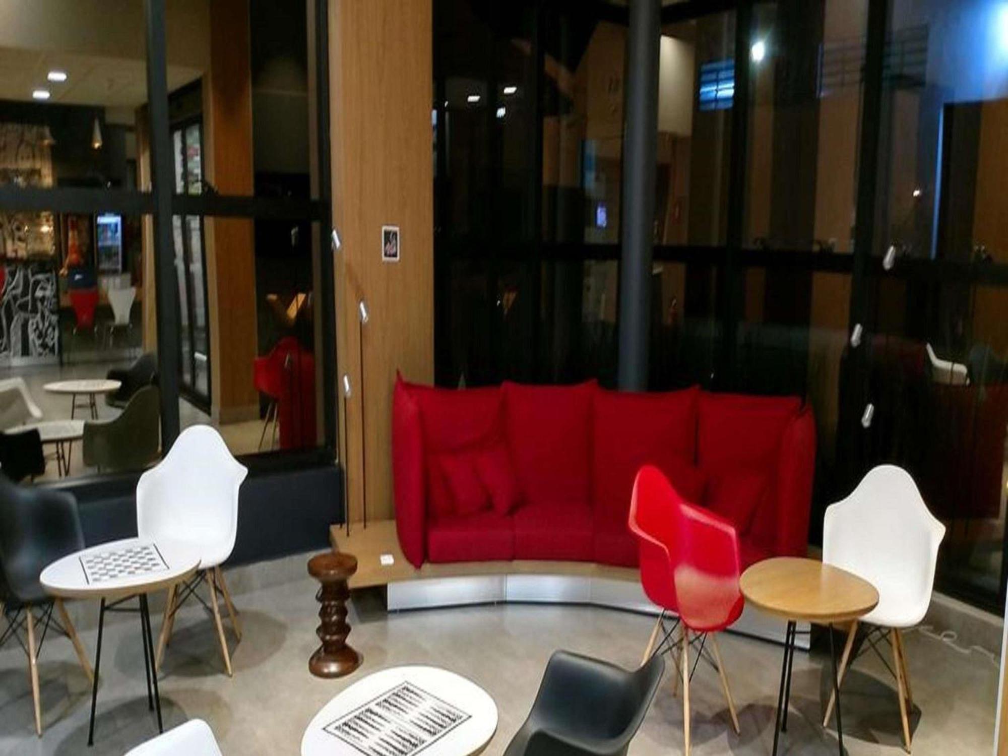 Ibis Catalao Hotel Bagian luar foto